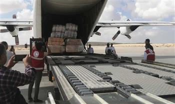 مطار العريش يستقبل طائرتي مساعدات إغاثية لـ غزة