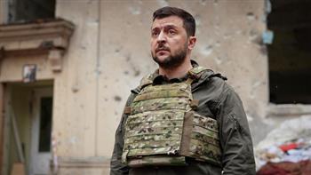 ضابط استخبارات أمريكى سابق: زيلينسكي يواجه انقلابًا عسكريا في أوكرانيا