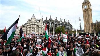 آلاف المتظاهرين في لندن يطالبون بوقف الحرب على غزة