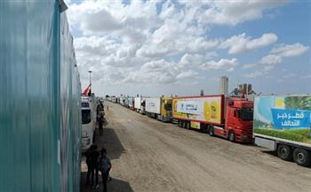 عاجل.. إدخال 180 شاحنة مساعدات إغاثية للفلسطينيين بقطاع غزة