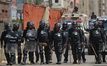 مقتل طفلين في انفجار قنبلة استهدفت مركز شرطة بباكستان