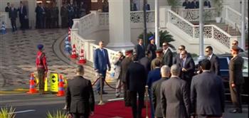 الرئيس السيسي يصل مركز مصر للمعارض الدولية لافتتاح "ايديكس 2023" 