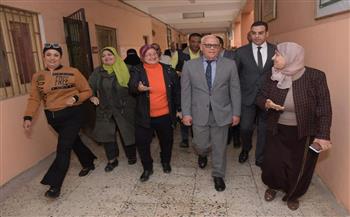 محافظ بورسعيد يتفقد اللجان لمتابعة جاهزيتها استعدادا للانتخابات الرئاسية 2024