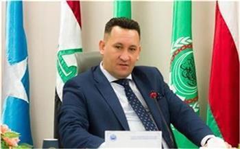 خبير اقتصادي يعدّد أسباب تراجع سعر الدولار في السوق الموازية 