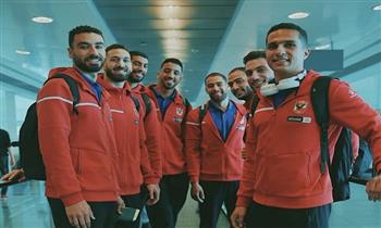  بعثة رجال يد الأهلي تصل مطار القاهرة استعدادًا للسفر إلى الإمارات 