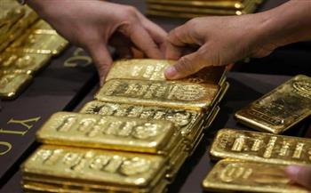 الذهب يتجه لتكبد أول خسارة أسبوعية في شهر قبل بيانات أمريكية