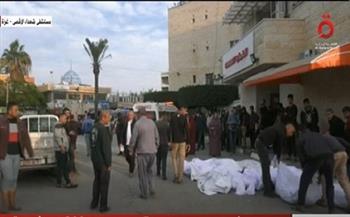 فيديو.. تكدس الجثث في مستشفى شهداء الأقصى