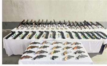 ضبط 19 بندقية آلية في حملات أمنية بأسوان ودمياط 