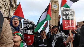 مسيرة حاشدة لتأييد فلسطين في وسط لندن