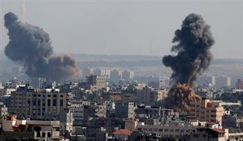 «القاهرة الإخبارية»: غارة للاحتلال الإسرائيلي تستهدف غرب مخيم النصيرات وسط غزة