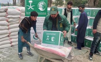 مركز الملك سلمان للإغاثة يُوزّع 1.000 سلة غذائية في مديرية أتشين بولاية ننجرهار بأفغانستان