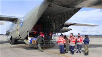 هولندا ترسل طائرة بمساعدات وأطقم طبية إلى تركيا