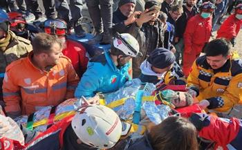 بعد 198 ساعة تحت الأنقاض.. إنقاذ شخصين في جنوب تركيا