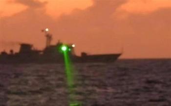 خارجية الفلبين تندد بالتصرفات العدوانية من أسطول صين ضد أحد قواربها