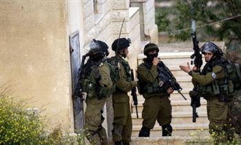 القوات الاسرائيلية تفرض قيودا مشددة على أهالي مخيم شعفاط