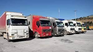 الأمم المتحدة : 30 شاحنة مساعدات إضافية تعبر إلى شمال غرب سوريا