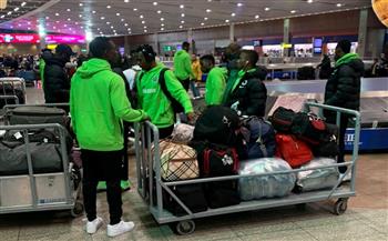 وصول منتخب نيجيريا إلى القاهرة استعدادا لأمم إفريقيا للشباب