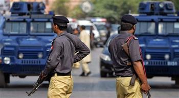 مسلحون يشنون هجوماً على مركز للشرطة في مدينة كراتشي الباكستانية