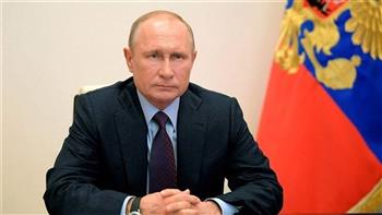 بوتين يتهم الدول الغربية بعرقلة تطوير شركة غازبروم