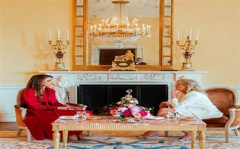 الملكة رانيا تلتقي السيدة الأولى للولايات المتحدة في واشنطن
