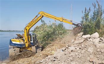تنفيذ 9 قرارات إزالة تعديات على أراضي نهر النيل في حي طرة