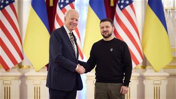 بايدن وزيلينسكي يعقدان اجتماعا في كييف