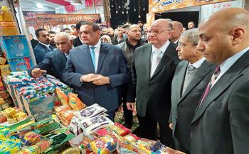 وزير التنمية المحلية ومحافظ القاهرة يفتتحان معرض «أهلاً رمضان» بمدينة نصر