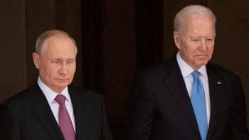الكرملين: بوتين وبايدن لم يستخدما الخط الساخن للاتصال المباشر حتى الآن