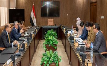 رئيس اقتصادية قناة السويس يبحث مع «تيدا - مصر» تعزيز التعاون