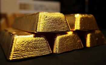 الذهب العالمي يربح 4 دولارات في المعاملات الفورية