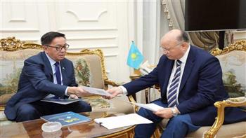 محافظ القاهرة يبحث مع سفير كازاخستان سبل تعزيز التعاون المشترك