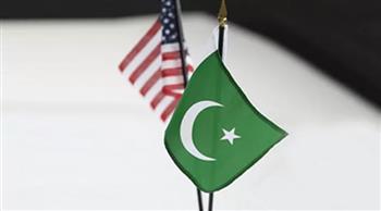 باكستان وأمريكا تتفقان على تعزيز العلاقات التجارية والاقتصادية