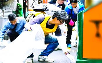 20 فريقًا يتنافسون.. مسابقة عالمية في اليابان لجمع القمامة