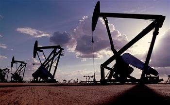 النفط يرتفع بشكل طفيف وخام برنت يسجل 82.33 دولار للبرميل