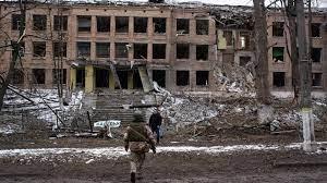 أوكرانيا: مقتل وإصابة 11 شخصا جراء هجمات روسية بمدينة "خيرسون"