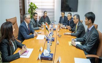 رئيس اقتصادية قناة السويس يبحث مع سفير اليابان ملفات التعاون