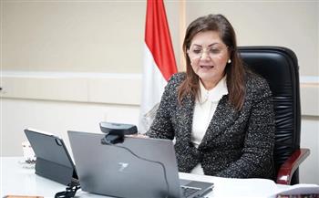 وزيرة التخطيط تبحث مع وزير المالية والاقتصاد البحريني سبل تطوير التعاون الثنائي