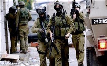 القوات الإسرائيلية تعتقل 18 مواطنا من الضفة الغربية 