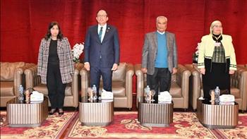 رئيس جامعة حلوان يفتتح الدورة الحقوقية الأولى بمشاركة 15 كلية حقوق