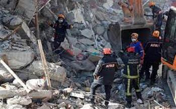 شويجو يعرض على نظيره التركي المساعدة في إزالة تداعيات الزلزال