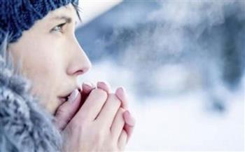 استشاري مناعة يوضح مخاطر الأنف الباردة