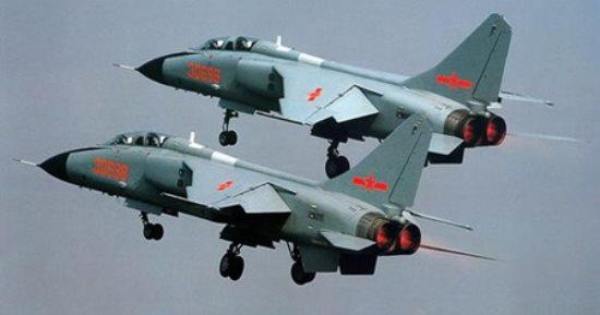 تايوان ترصد 5 طائرات عسكرية صينية و 4 سفن حربية حول الجزيرة