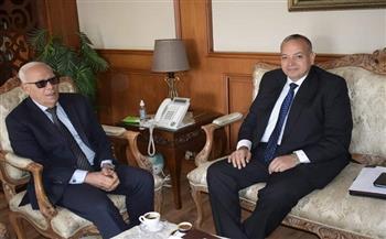محافظ بورسعيد يلتقي ممثل الهيئة الاقتصادية لقناة السويس 