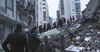 ارتفاع عدد ضحايا الزلزال في تركيا إلى 8574 قتيلا و49133 جريحا