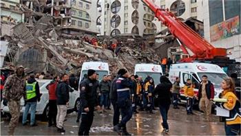 "إدارة الكوارث التركية": ارتفاع حصيلة وفيات الزلزال المدمر إلى 12 ألفًا و391 شخصًا