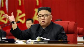 زعيم كوريا الشمالية يحضر عرضا عسكريا بمناسبة الذكرى السنوية لتأسيس القوات المسلحة