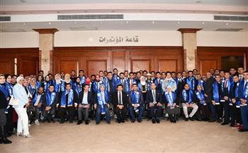 وزير الرياضة يلتقي أعضاء برلمان شباب مصر بمركز الابتكار الشبابي والتعلم (صور)