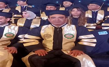  محمد مخيمر يحصل على الدكتوراة من الأكاديمية العربية