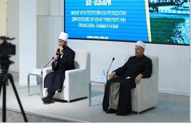 استقبال حافل لـ «الأزهري» في الجامعة المصرية للثقافة الإسلامية بكازاخستان (صور) 