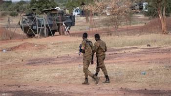 بوركينا فاسو: مقتل 11 جنديا و 112 مسلحا خلال استعادة أراضي شرق وشمال البلاد